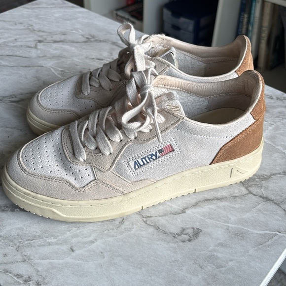 EUC AUTRY women’s MEDALIST LOW TRICOLOR SNEAKERS IN SAND AND CIGAR SUEDE size 37 - Picture 6 of 6